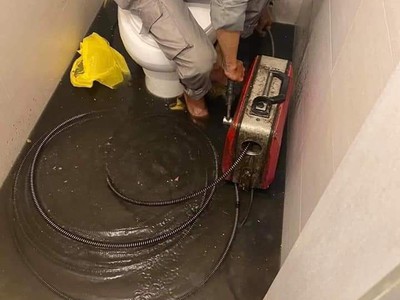 Công ty TNHH Hoàng Bách - Hút hầm cầu Nha Trang 2