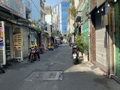 Cần bán nhà mt 1 trệt 3 lầu cư xá đô thành, p.4, quận 3 - với 13.5 tỷ 0