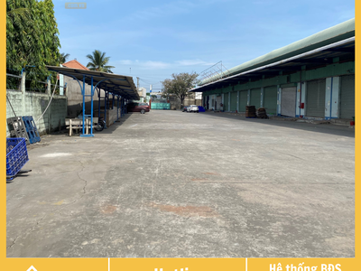Mặt tiền Quốc Lộ 1A với diện tích hơn 1ha 1