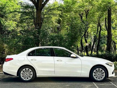 Mercedes C200 chỉ cần 500.000.000 VND 0