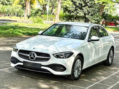 Mercedes C200 chỉ cần 500.000.000 VND 3