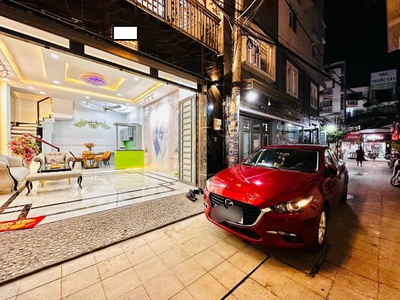 Siêu phẩm  bán nhà hxh thống nhất - 4 tầng btct - 6.5 tỷ - cách 1 căn tới thống nhất 0