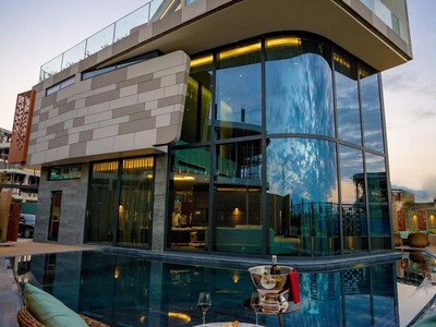 Bán biệt thự 2 mặt tiền ven biển Đà Nẵng DT gần 450m2 2