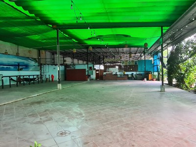 Bán xưởng/nhà hai mặt tiền, diện tích lớn, gần thị trấn hóc môn 3