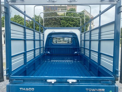 Xe tải thaco towner 990 4