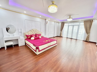 7 tầng thang máy trục kinh doanh 24m kđt văn khê 50m2, nhỉnh 13 tỷ 4