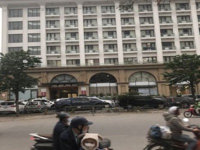 Chính chủ cần cho thuê nhà mặt phố thụy khuê 2