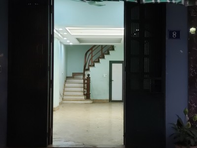 Cho thuê mặt bằng tầng 1 mặt ngõ 6 mạc thái tổ,phường yên hòa,quận cầu giấy ,hà nội. 2