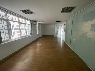 Cho thuê văn phòng tuyến 1 Lê Hồng Phong giá siêu rẻ 3