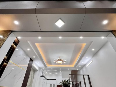 Nhà thái thịnh 60m x 5 tầng, mt: 5m, ô tô đỗ khi cần, sổ vuông a4 1