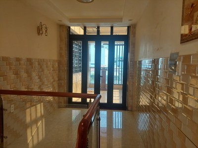 Bán nhà đường huỳnh văn chính, tân phú, 27m2 3 lầu, nhà mới dọn vào ở ngay 1