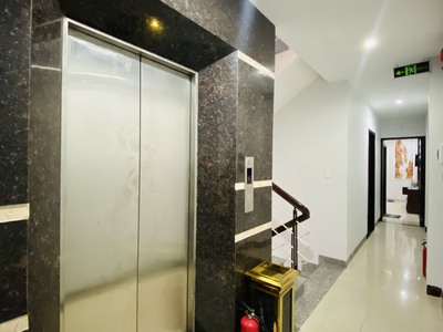 Chinh chủ bán khách sạn biển mỹ khê mặt tièn nguyễn văn thoại khu du lịch sầm uất số 1 biển mỹ khê. 3