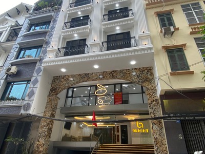 Cho thuê mặt bằng làm văn phòng, cửa hàng kinh doanh quận Tây Hồ 0