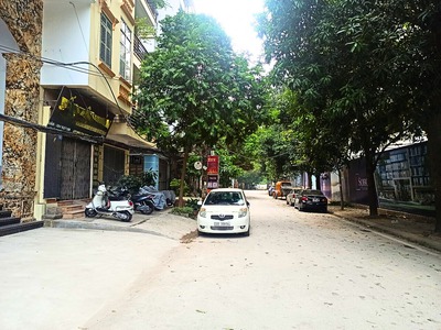 Cho thuê mặt bằng làm văn phòng, cửa hàng kinh doanh quận Tây Hồ 1