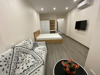 CHDV full nội thất cao cấp 60m2, 1PN, thang máy, miễn phí phí dịch vụ 1