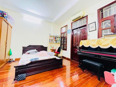 Biệt thự  mặt hồ linh đàm 257m2 kinh doanh cafe 57 tỷ cực đẹp 1