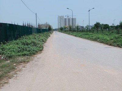 Bán nhà 2 tầng phường Đông Sơn ngay mặt bằng Hồ Sen 2