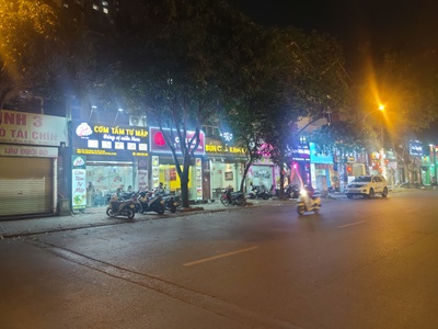 Cho thuê mặt Bằng 240m2 MT15m2 sàn thông, đầy đủ nội thất chỉ việc kinh doanh nhà hàng, cafe 0