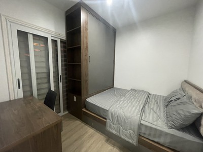 Cho thuê căn hộ 2 ngủ full đồ đường ô tô tránh nhau khu Văn Cao Hải Phòng 4