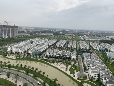 Bán căn 2pn2wc view triệu đô biển hồ chỉ 2,1 tỷ bp tại Vinhomes ocean park,có sẵn điều hòa 1