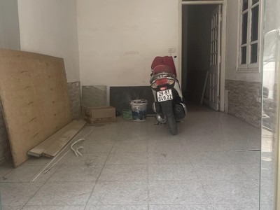 Cho thuê nhà nguyên căn, chdv, 45m2, 4t, 6ngủ, mt4m, 20tr, hoàng hoa thám. 3