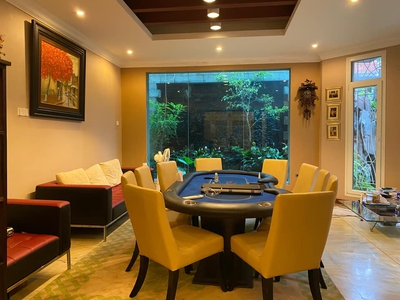 Nhà cần bán gấp bên phố view hồ nước tây 230m mt8m,1 hầm 7 nổi vị trí siêu đẹp dt 230m giá bán 106 0