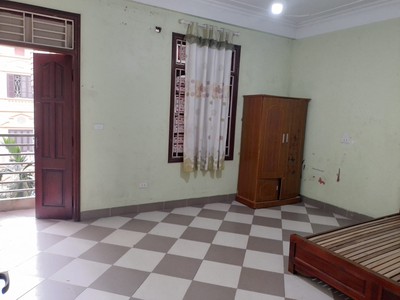 Cho thuê nhà nguyên căn, chdv, 45m2, 4t, 6ngủ, mt4m, 20tr, hoàng hoa thám. 4