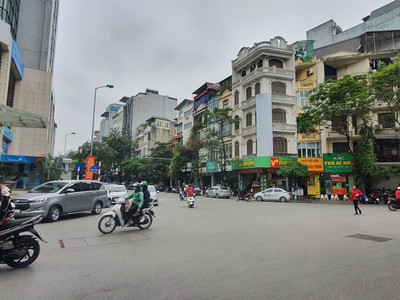 Bán nhà mặt phố vạn phúc ba đình vỉa hè rộng kinh doanh đỉnh hiếm nhà bán 350tr/m2 0