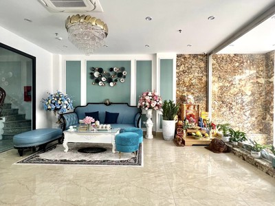 Chủ bán gấp con đi du học nhà mặt phố lâm du, 62m, lô góc, giá nhỉnh 15 tỷ 0