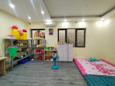 Cho thuê nhà 5t văn quán hà đông - mặt phố chiến thắng - mặt tiền rộng - vỉa hè - giá 16tr 2