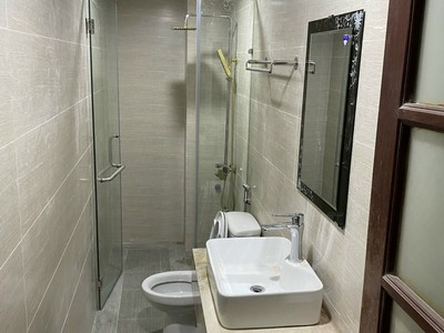 Cho thuê nhà nguyên căn phố ngọc lâm, long biên 50m2   4 tầng full nội thất 1
