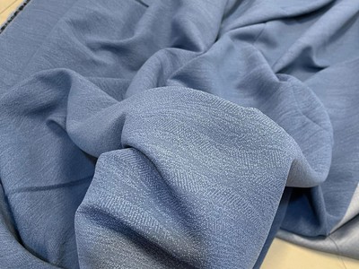 Mẫu Rèm vải phòng ngủ màu xanh 1