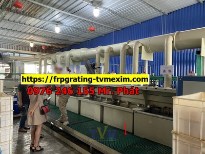 Sàn lót đi lại bảo trì cách điện, tấm sàn ô lưới frp grating, nắp sàn kín dập gân frp 12