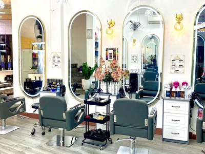 Sang nhượng salon tóc 0