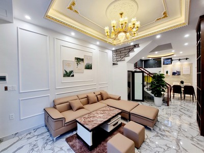 Bán nhà xây mới tinh độc lập 4 tâng, diện tích 40m, dtsd 170m, giá 4.75 tỉ khu tđc cây đa 0