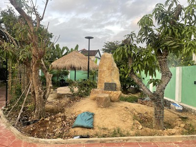 Chính chủ cần bán gấp biệt thự sân vườn nhà gỗ cao cấp giá rẻ đường quốc lộ 14b, xã hòa khương, hòa 1