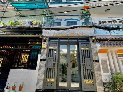 Nhà mới đep vị trí cách đường htp 300m - 3 tầng full nội thất cấp - giá chỉ 2,65 tỷ 0