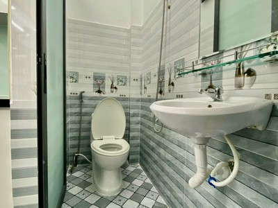 Nhà mới đep vị trí cách đường htp 300m - 3 tầng full nội thất cấp - giá chỉ 2,65 tỷ 4