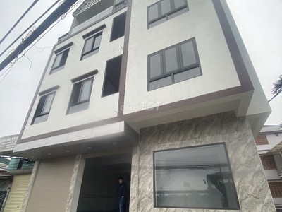 Cần cho thuê Tầng 1, mặt đường An Dương Vương, Tây Hồ, Hà Nội 2