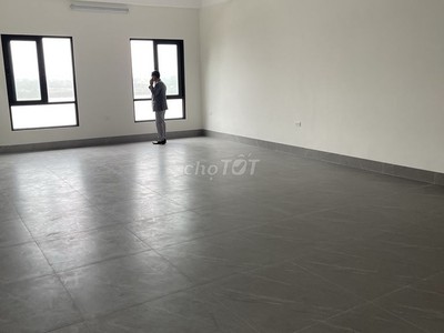 Cần cho thuê Tầng 1, mặt đường An Dương Vương, Tây Hồ, Hà Nội 1