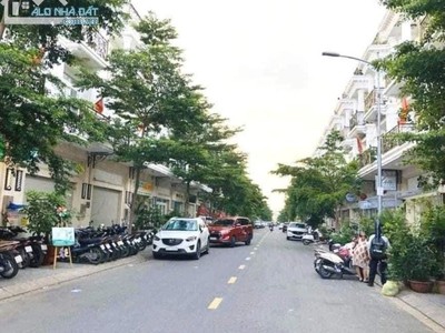 Mặt tiền khu city land q.gò vấp 5x19m2 chỉ 150tr/m2 quá rẻ so với thị trường 1