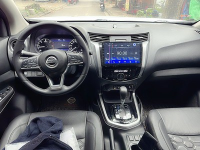 Bán xe nissan navara đăng ký 2022 gần bến xe nước ngầm, thanh trì, hà nội 2