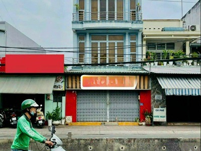 Bán nhà mt đường huỳnh tấn phát, quận 7. dt 5.5x17.2m giá 17.8  tỷ 0