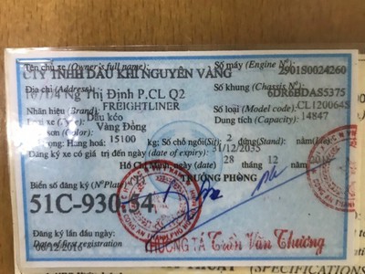 Cần bán đầu kéo Frieghtliner 2010 4