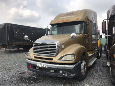 Cần bán đầu kéo Frieghtliner 2010 0