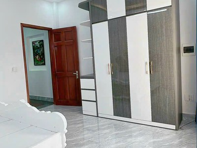 Siêu phẩm nhà đẹp giá rẻ nhất hiện nay - nhà trống ở ngay - tặng kèm nội thất  cao cấp - giá chỉ 1