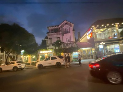 Bán biệt thự 110m2, khu vip phường thảo điền, quận 2 0