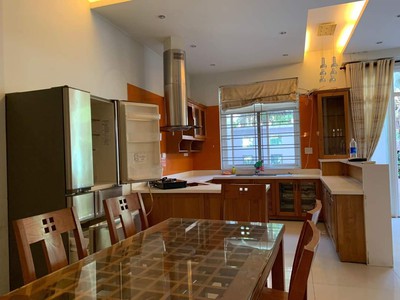Bán biệt thự 110m2, khu vip phường thảo điền, quận 2 2