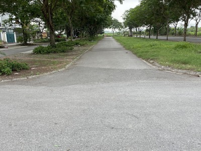 Bán đất đấu giá thạch bàn,đường15m,view công viên 2
