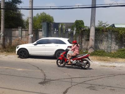 Cần cho thuê dài hạn đất mặt tiền  đường bưng ông thoàn 2